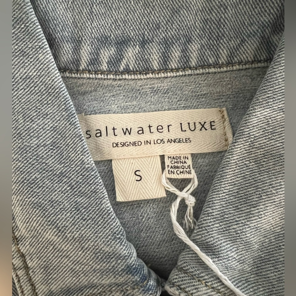 Saltwater Luxe stone wash distressed Embellished Rhinestone Denim Jacket S/M - Picture 10 of 14